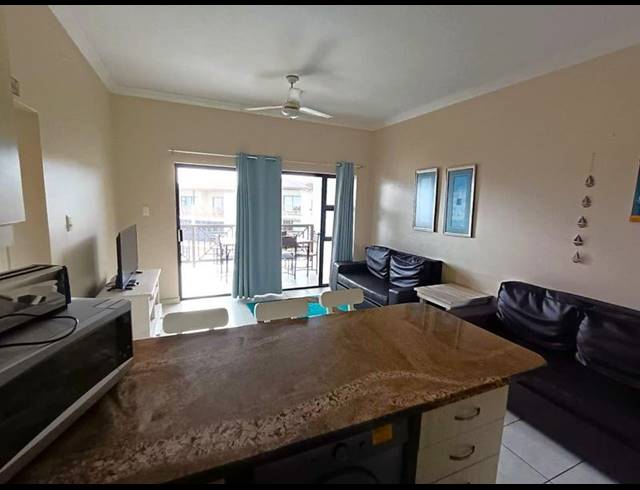 2 BEDROOM APARTMENT FOR SALE IN UVONGO BEACH